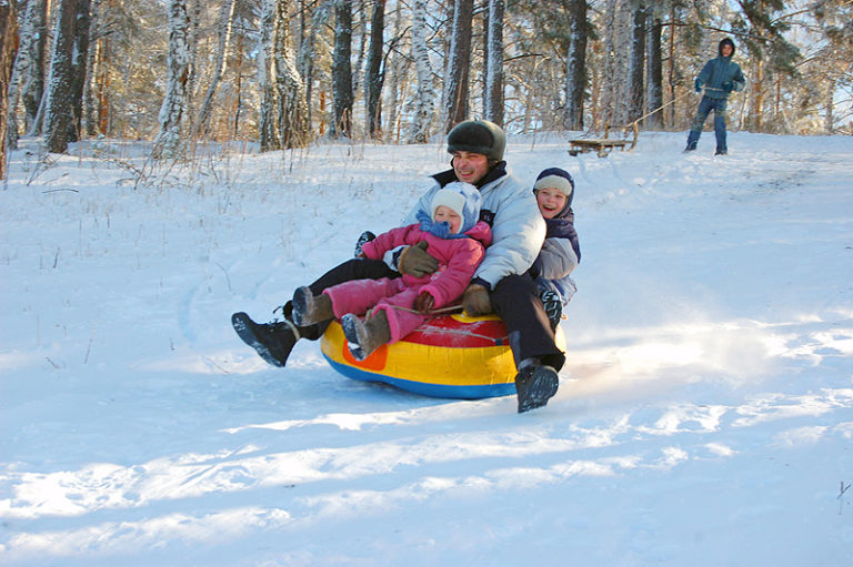отдыхаем семьей зимой