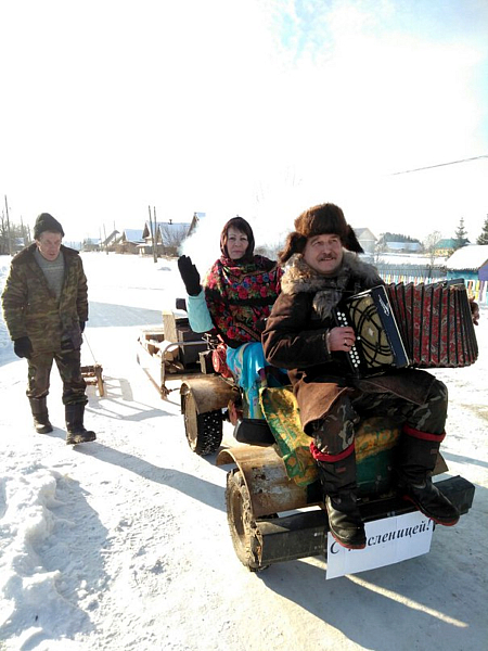 с гармошкой зимой