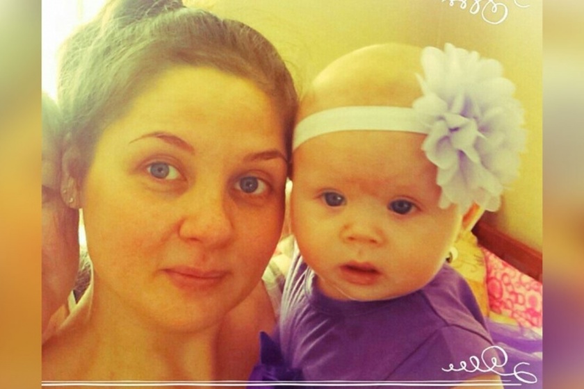 мама с дочкой