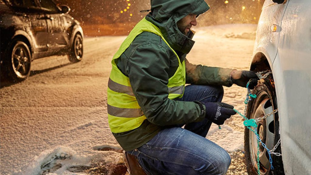 водитель в жилете