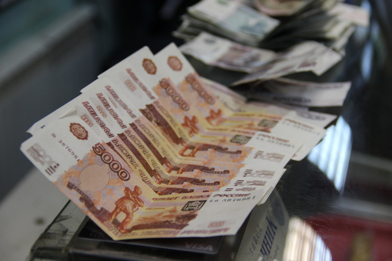 бумажные рубли подделка