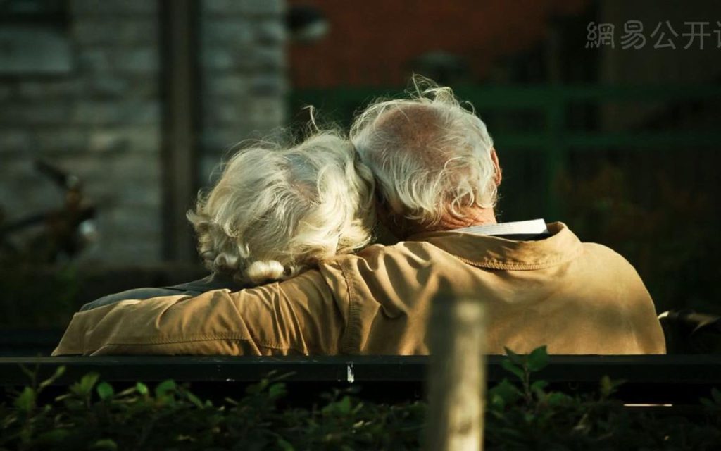 Ученые нашли способ продлить жизнь пожилым людям