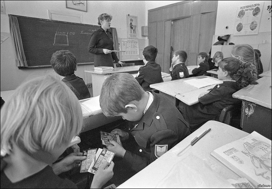 Чем занимали себя ученики в советской школе
