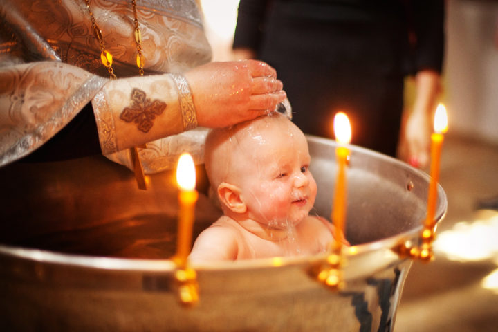 Изменения в правилах крещения детей и взрослых