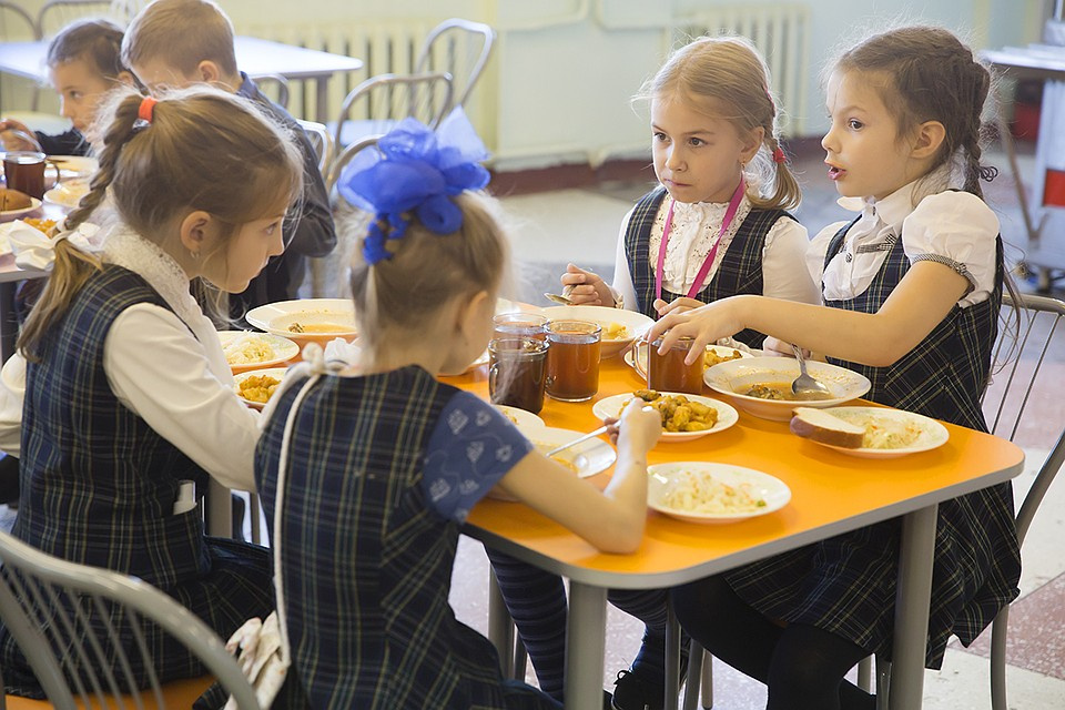 60 тыс. школьников Кировской области будут обеспечены бесплатным питанием