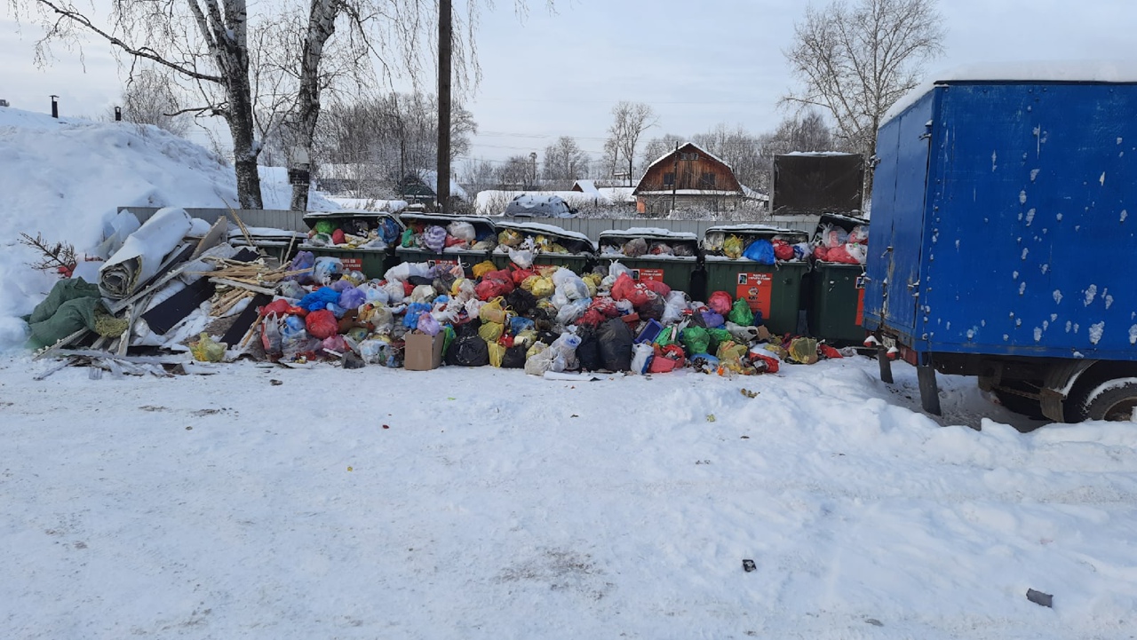 Сразу в нескольких районах Кировской обл. могут перестать вывозить мусор