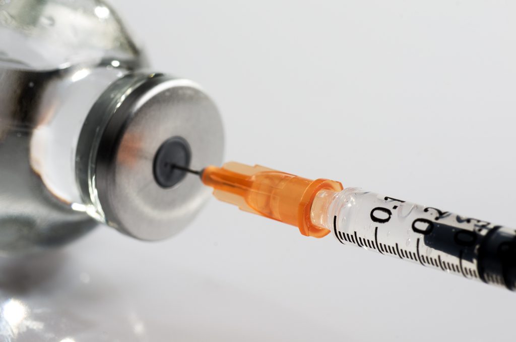 Что делать, если работодатель требует сделать прививку