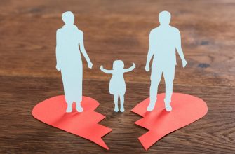 С кем остаются дети после развода родителей